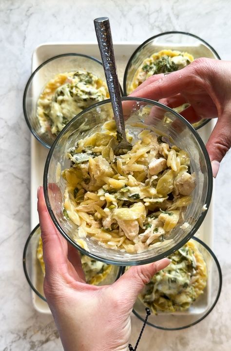 Spinach Artichoke Chicken Orzo Bakes - Stay Fit Mom Chicken Orzo Bake, Orzo Bake, Orzo Spinach, Stay Fit Mom, Spinach Artichoke Chicken, Chicken Orzo, High Protein Meal Prep, Artichoke Chicken, Macro Friendly Recipes