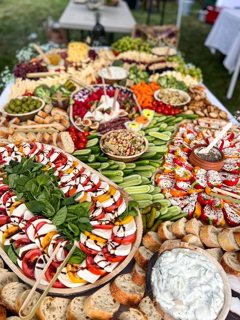 Farm Theme Grazing Table, Pasta Salad Buffet, Grazing Table With Salads, Pasta Grazing Table, Veggie Grazing Table, Bachelorette Grazing Table, Grazing Table Menu Ideas, Grazing Table Finger Foods, Grazing Board Wedding Reception