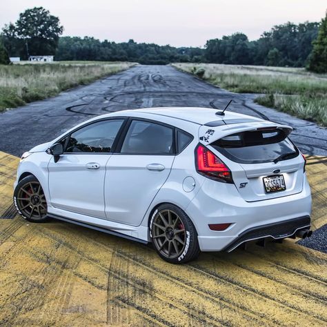 Ford St, Ford Fiesta St Modified, Ford Turbo, Modified Ford Focus, Ford Fiesta St Mk7, Accent Hatchback, Ford Fiesta Modified, Rally Car Design, Ford Fiesta Mk7