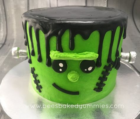 www.beesbakedyummies.com Orlando, FL  Cute little Halloween Frankenstein Cake, perfect for your next Halloween party Frankenstein Cake, Frankenstein Party, Obsessed With Him, Halloween Cake Decorating, Halloween Frankenstein, Cupcakes Ideas, Buttercream Cakes, Cake Inspo, Halloween Cake