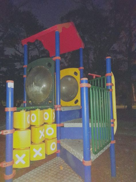 Playground 2000s, 2009 Childhood Memories, Nostalgic Photos 2000s, 2000s Childhood Nostalgia Aesthetic, Nostalgic Liminal Space, Childhood Vibes Aesthetic, Liminal Spaces Playground, Nostalgia 2000s Outside, 200s Childhood Aesthetic