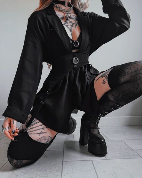 PR Layering with @theendlingerie 🔗⛓️ I'm an absolute sucker for some mesh designs. First look I've layered the Happy Ending Garter Belt over this oversized blazer. You can also see the Love is a Deserter choker bralette peeking out underneath which I've also styled in the second look. The Last Goodbye midi skirt ive styled with a black bodysuit I had in my wardrobe and the bralette on top so the details aren't hidden. Mesh upon mesh. Nothing beats an all black outfit 🖤 Garter Stocking Outfits, Garter Belt Outfits Casual, Garter Belt Outfits, Brat Board, Garter Outfit, Goth Goddess, Choker Outfit, The Last Goodbye, Last Goodbye