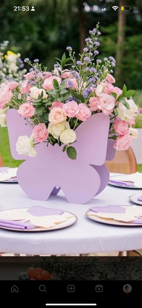 Butterfly Centerpiece Ideas, Butterfly Baby Shower Centerpieces, Butterfly Centerpiece, Butterfly Birthday Party Decorations, Butterfly Centerpieces, Butterfly Baby Shower Theme, Butterfly Birthday Party, Fiesta Tropical, Butterfly Baby Shower