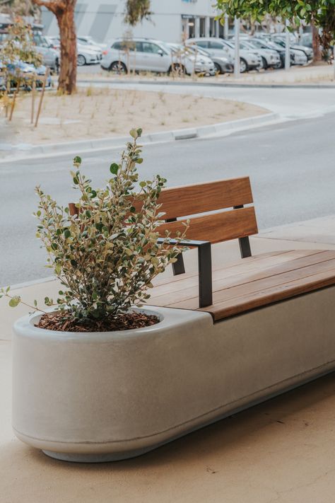 Outdoor Planter Seating, Concrete Seating Outdoor, Benches With Planters, Outdoor Banquette Seating, Cafe Bench Seating, Built In Outdoor Seating, Outdoor Community Space, Tiled Planter, Seating Planter