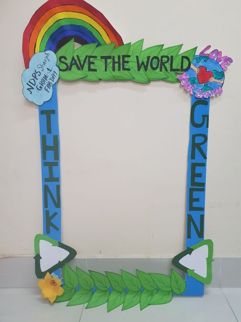 Earth day photobooth Environment Day Activity For Preschool, Earth Day Decoration In School, Earth Day Activity For Preschoolers, World Earth Day Activities, Environment Day Board Decoration, Earth Day Photo Booth, Earth Day Decorations Classroom, Earth Day Ideas For School, Earth Day Decor