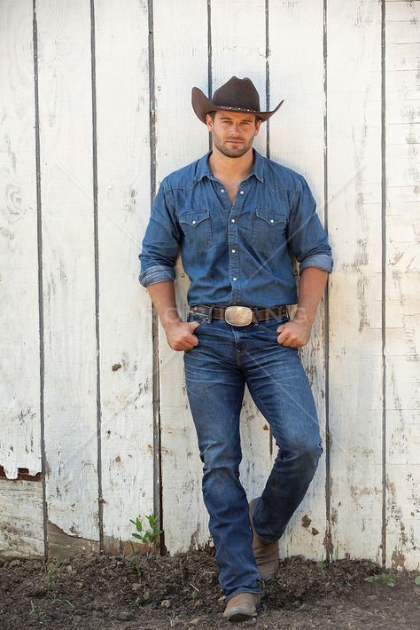 Denim On Denim Outfit Men, Cowboy Men Outfit, Cowboy Outfits For Men, Cowboy Outfit Men, Cowboy Outfit For Men, Hot Cowboy, Country Mens Fashion, Fitness Modeling, Handsome Cowboys