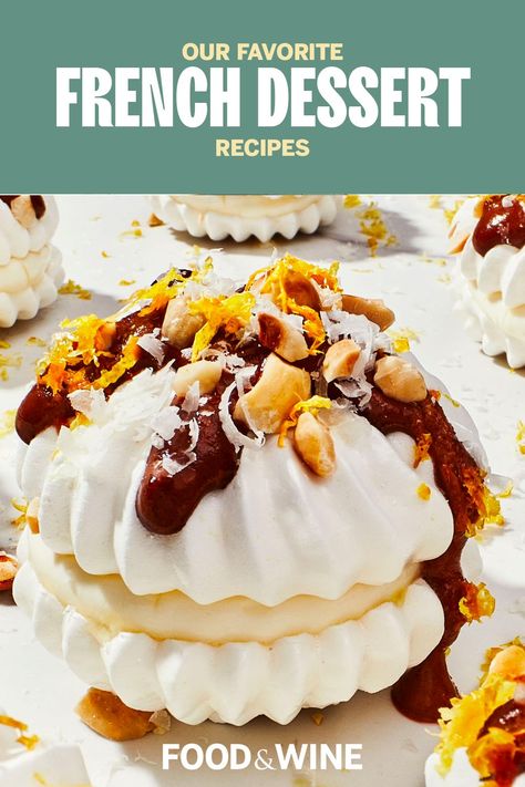 French Napoleon Dessert, Gourmet French Recipes, Professional Desserts Recipes, French Recipes Authentic Desserts, French Patisserie Recipes, European Dessert Recipes, Tart Recipes Dessert, Classy Desserts, Pastries Ideas