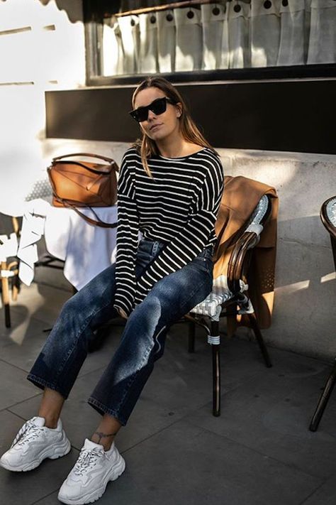 Every Member of the Who What Wear Team Owns This Classic Top Breton Stripes Outfit, Stripe Tee Outfit, Striped Top Outfit, Breton Top, Short Blanc, Breton Stripes, Cropped White Jeans, Slip Skirts, Stripe Outfits