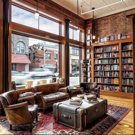 Bookshop Café, Bookstore Design, Library Cafe, Bookstore Cafe, Cozy Coffee Shop, Book Bar, Coffee Shop Aesthetic, Book Cafe, Cozy Cafe