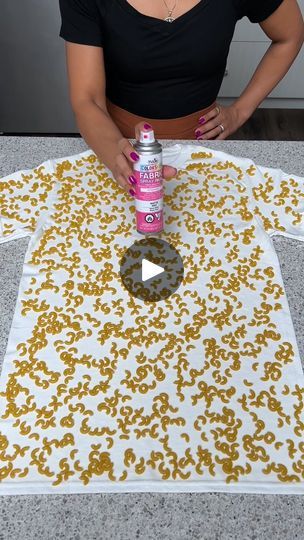 Easy T Shirt Painting Ideas, Spray Paint Shirt, The Shaba Kitchen, Artsy Shirt, Tiny Wrist Tattoos, Clever Tattoos, Paint Shirts, Fabric Spray, Elbow Macaroni