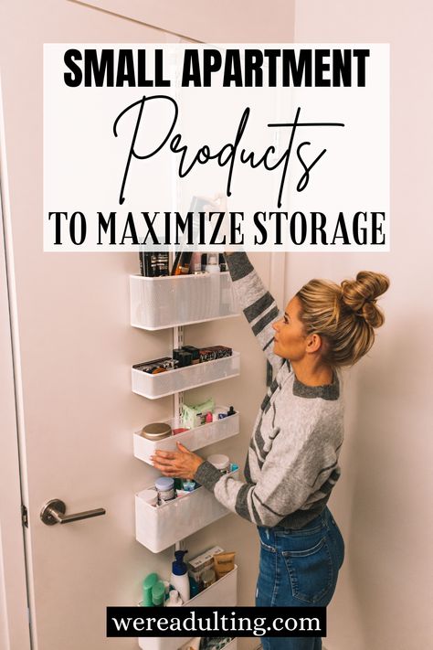 I have been trying to find the best products to increase the storage in my small apartment and i finally found the best guide Apartment Storage Hacks, Studio Apartment Storage, Apartment Storage Solutions, Small Apartment Closet, Small Room Storage, Small Bedroom Hacks, Apartment Hacks Organizing, Small Apartment Hacks, Small Apartment Storage