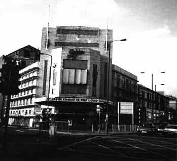 The Rainbow Finsbury park Finsbury Park, Art Deco Buildings, Art Deco Architecture, Music Venue, The Rainbow, Multi Story Building, Look At, Street View, Art Deco