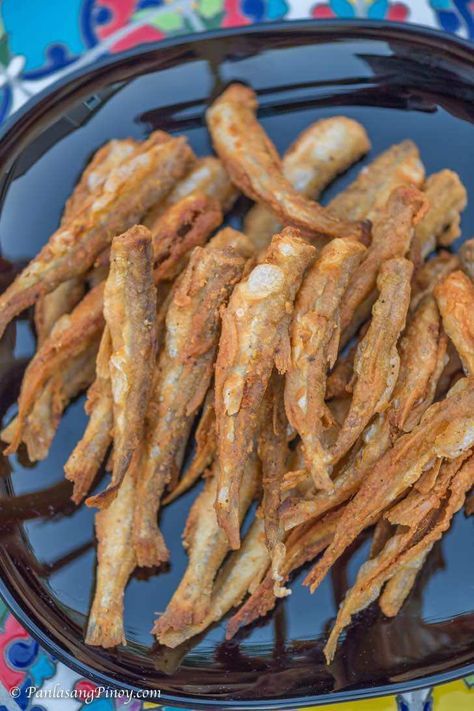 Crispy Fried Smelt Fish Panlasang Pinoy Smelt Fish Recipe, Fried Smelt Recipe, Smelt Recipe, Fish Batter, Herring Recipes, Sardine Recipes, Cook Fish, Filipino Foods, Yummy Seafood