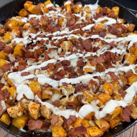 Chicken Bacon Ranch Skillet Dinner, Chicken Bacon Ranch Potato Skillet, Noodle Casseroles, Cooking In The Midwest, Chicken Bacon Ranch Bake, Bacon Ranch Potatoes, Potato Skillet, Ranch Potatoes, Skillet Potatoes