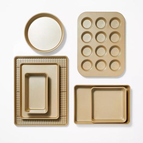 8pc Nonstick Bakeware Set Gold - Figmint™ : Target Newly Wed Home Essentials, White And Gold Kitchen Utensils, Cute Kitchen Decorations, Aesthetic Kitchen Utensils, College Kitchen Ideas, Kitchen Registry, Aesthetic Kitchenware, Baking Essentials Tools, Gold Kitchen Decor