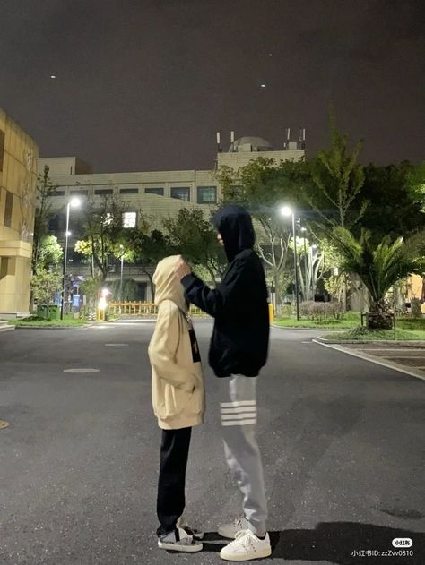 Tall Bf Short Gf Aesthetic, Bbq Hacks, Summer Tips, Summer Bod, Gak Ada, 사진 촬영 포즈, Ulzzang Couple, Korean Couple, Cute Couples Photos