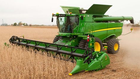 Harvesting Machine, John Deere Tractors Pictures, Farm Jokes, John Deere Combine, Tractor Pictures, Combine Harvester, Make Things Happen, Industry Analysis, John Deere Equipment