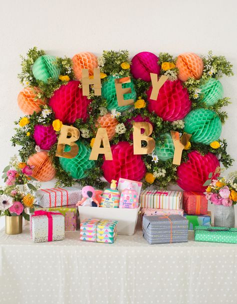 Honey Comb Decoration, Faux Garland, Honeycomb Decor, Sweet Baby Shower Ideas, Décoration Baby Shower, Whimsical Baby Shower, Shower Photography, Watermelon Baby, Honeycomb Decorations