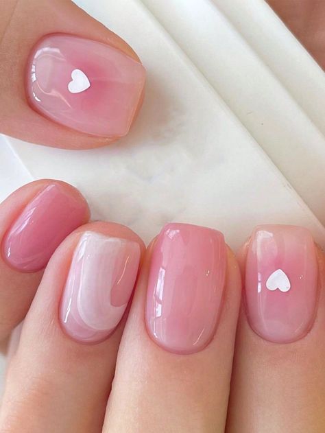 There's a new beauty trend taking over Instagram and it's absolutely stunning. Say hello to "quartz nails". Kids Nail Designs, Cute Short Nails, Short Gel Nails, Cute Simple Nails, Gel Acrylic Nails, Colorful Nails, Simple Gel Nails, Cute Summer Nails, Cute Gel Nails