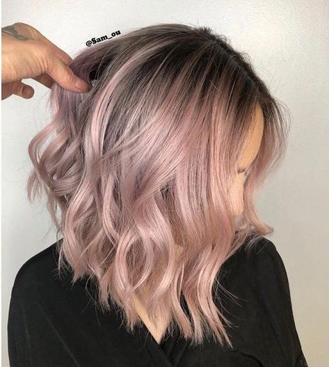 Gold Blonde Hair Color, Rose Gold Hair Highlights, Gold Hair Highlights, Rose Gold Blonde Hair, Rose Gold Hair Balayage, Blonde Hair Color Balayage, Gold Blonde Hair, Rose Gold Hair Ombre, Rose Gold Blonde