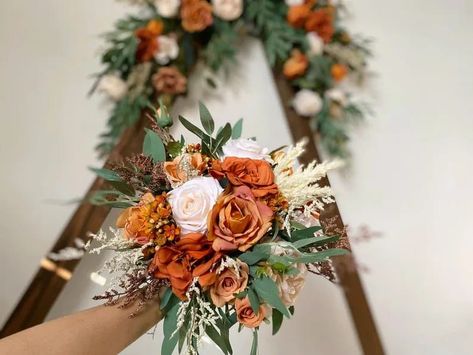 Rust And Sage Green Wedding, Pampas Bouquet, Orange Bridal Bouquet, Orange Wedding Bouquet, White Pampas, Silk Flower Wedding Bouquet, Rusting Wedding, Floral Arch Wedding, Orange Bridesmaid