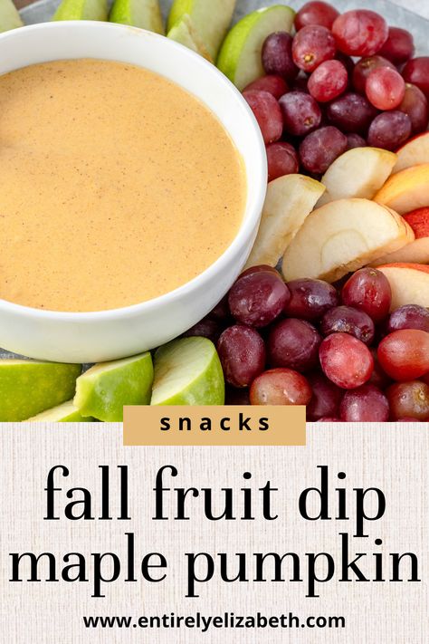 Fall Fruit Platter Ideas Easy, Thanksgiving Fruit Tray Ideas, Fall Fruit Dip Recipes, Fall Fruit Bowl, Fruit Thanksgiving Ideas, Fall Fruit Display, Halloween Fruit Dip, Fall Fruit Tray Ideas, Best Fall Appetizers