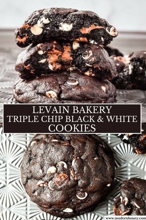 Levain Bakery Black and White Cookies Levain Black And White Cookie, Bakery Style Chocolate Cookies, Levin Cookie Recipe, Chocolate Dinner Recipes, Chocolate Cookie With White Chips, Levain Style Cookie Recipe, Reverse Chocolate Chip Cookies, Triple Chocolate Chip Cookie Recipe, Pumpkin Levain Cookies