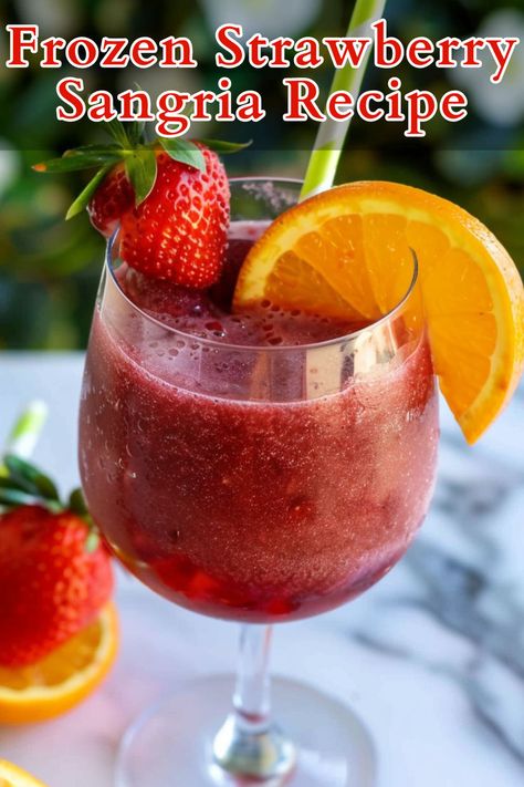 Frozen Sangria, Strawberry Sangria, Sangria Cocktail, Most Popular Cocktails, Frozen Strawberry, Fruity Treats, Orange Liqueur, Sangria Recipe, Cocktail Recipes Easy