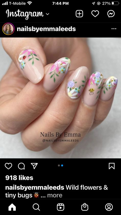 Bridal Shower Nails, Flower Nail Art, Flower Nails, Wedding Nails, Pressed Flowers, Neutral Colors, Nail Inspo, Nail Art Designs, Nail Colors