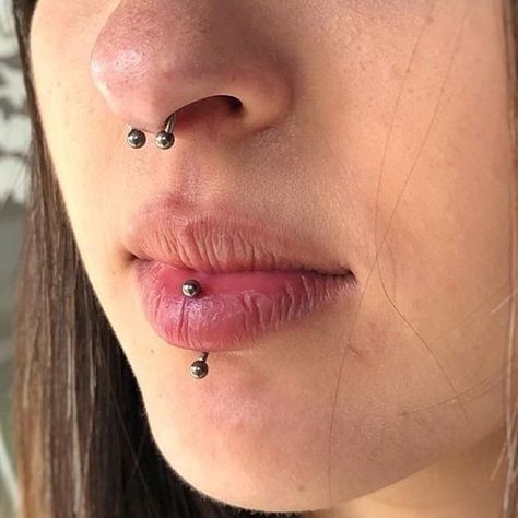 Piercing
Piercing na boca Dr Claims, Dream Piercings, Cute Piercings, Nostril Hoop Ring, Earring Necklace, Piercings, Vision Board, Outfit Inspirations, Nose Ring