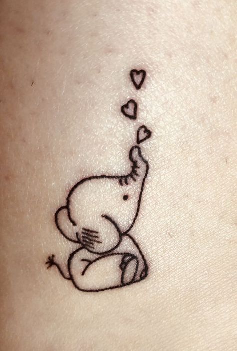 Simple Elephant Tattoo, Tiny Elephant Tattoo, Tiny Tattoos For Women, Stomach Tattoo, Cute Simple Tattoos, Tato Henna, Simple Henna Tattoo, More Feminine, Petite Tattoos