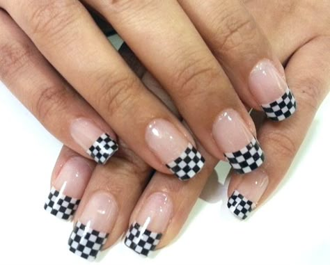 Checkered Nail Tips, Nail Checkered, Nascar Nails Designs, Racing Nails Designs, Race Nails, Nascar Nails, Checkered Nail Art, Manicure Clear, F1 Nails