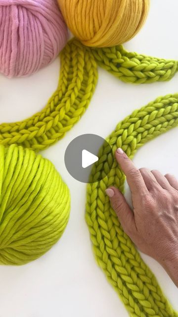 Macrame, Weaving, Fibre Art Supplies + Education on Instagram: "Learn to finger knit with me 🧶  This versatile technique is perfect for creating necklaces, wearables, macra weaves, woven tapestries, and so much more. It's an easy and fun way to add texture and detail to your art.   Here we are using our Merino Wool Yarn in Chartruese.   Ps. We have just had a small restock for our Merino Wool and Roving, go and get it 💖" Diy With Yarn, How To Finger Knit, Christmas Macrame, Finger Knitting Projects, Finger Knit, Easy Yarn Crafts, Wool Necklace, Finger Weaving, Macrame Weaving