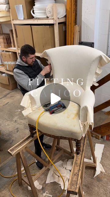 Franklin & Hare on Instagram: "Fitting the calico to this antique armchair ready for the top cover fabric. If only it was this quick!   @imella_design   #upholstery #upholstered #reupholstery #restore #reuse #sustainable #antique #antiques #antiqueshop #traditionalupholstery #workshop #watchmework #watchme #tips #learn #interiors #interiordesign #artisan #skills #craftsmanship #craftsman #instagood #instadaily #reupholstered #home #furniture #armchair #antiquechair" Armchair Restoration, Antique Chair Styles, Covering Chairs, Reupholster Chair Diy, Upholstery Fabric Projects, Upholstered Chairs Diy, Chair Restoration, Antique Armchair, Diy Furniture Upholstery