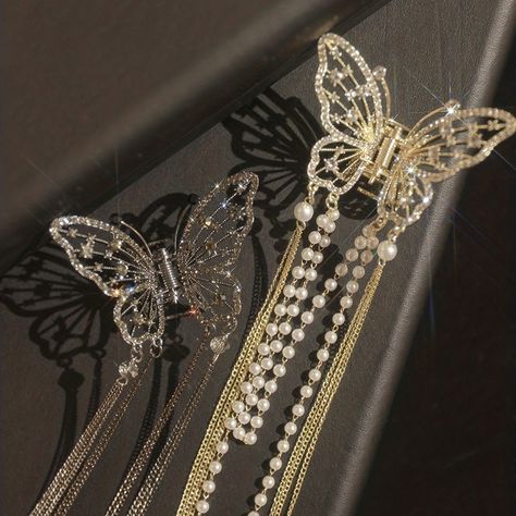 Faster shipping. Better service Butterfly Clip Aesthetic, Aesthetic Claw Clip, Cabello Aesthetic, Butterfly Hair Accessories, Ethereal Jewelry, Butterfly Hair Clips, Butterfly Fashion, Pearl Butterfly, Delicate Butterfly