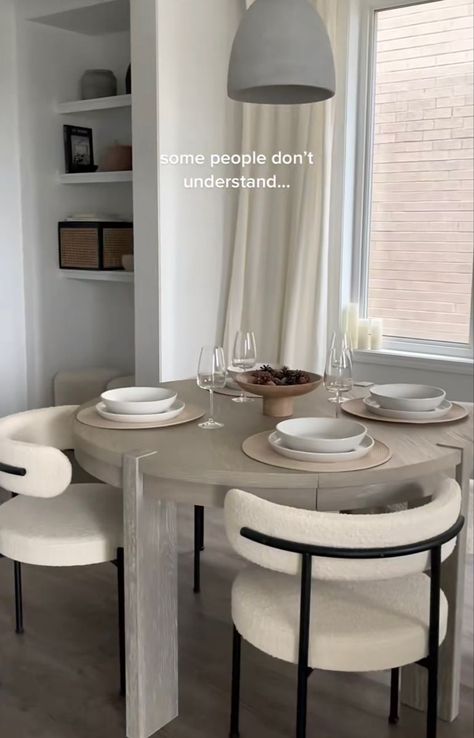 Minimalist Kitchen Aesthetic, Minimalist Kitchen Ideas, Rug Apartment, Boucle Dining Chairs, Circle Dining Table, Casa Clean, Chairs Dining Room, Dining Chairs Set Of 4, Apartment Dining