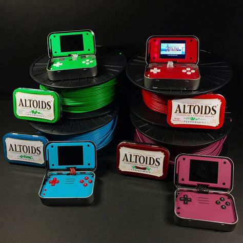 Cool Raspberry Pi Projects, Cool Games, Altoids Tin, Electronics Logo, Altoids Tins, Raspberry Pi Projects, Mint Tins, 3d Printing Diy, Pi Projects