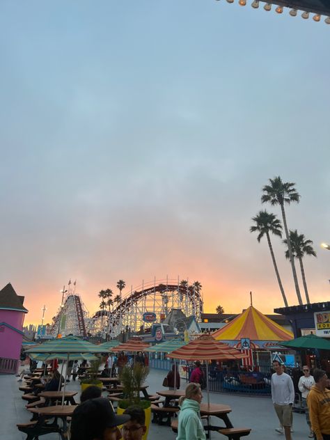 #santacruz #santacruzboardwalk #boardwalk #amusement #rollercoaster #fyp #sunset #aesthetic New Jersey Boardwalk Aesthetic, Santa Cruz California Boardwalk, Boardwalk Santa Cruz, Santa Cruz Boardwalk Aesthetic, Santa Cruz California Aesthetic, Sitp Aesthetic, Beach Boardwalk Aesthetic, American Summer Aesthetic, Santa Cruz Aesthetic