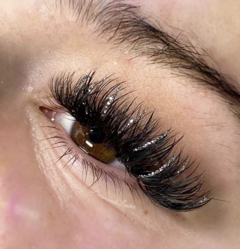 Glitter Eyelash Extensions, Festive Eye Makeup, Bottom Lash Extensions, Festival Eye Makeup, Stunning Eye Makeup, Glitter Lashes, Birthday Makeup Looks, Lash Extentions, Lashes Fake Eyelashes