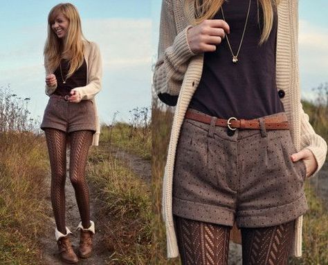 tweed shorts and tights Fall Tights, Outfits Cold, Mode Boho, Mode Casual, Stil Inspiration, Winter Vacation, Ținută Casual, Shorts With Tights, 여자 패션