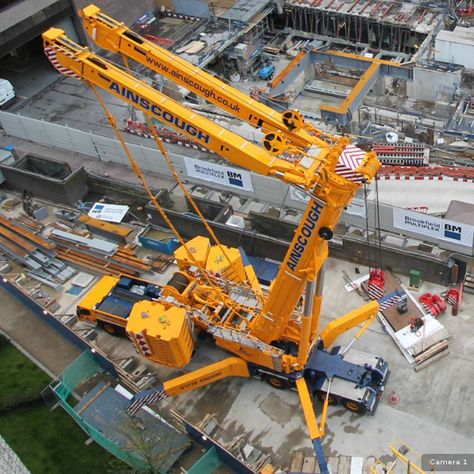 Ainscough Crane ⚡️ Liebherr Crane, Giant Crane, Oil Rig Jobs, Mighty Machines, Crane Lift, Crane Machine, Equipment Operator, Oil Platform, Heavy Construction Equipment