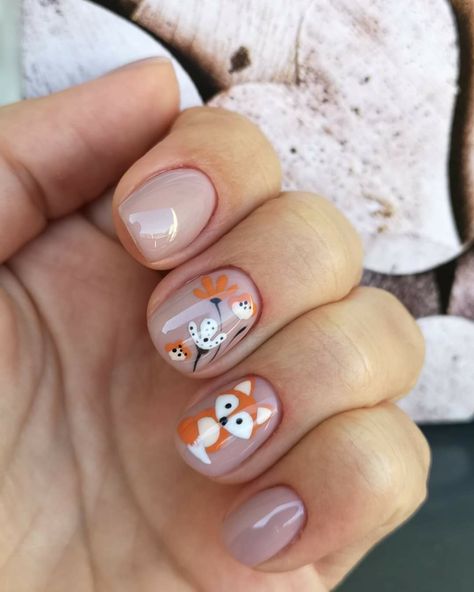 Owl Nails Design, Hedgehog Nails, Chestnut Nails, Trendy Fall Nail Designs, Owl Nail Art, Autumn Manicure, Animal Nail Designs, Owl Nails, Nail Designs For Short Nails