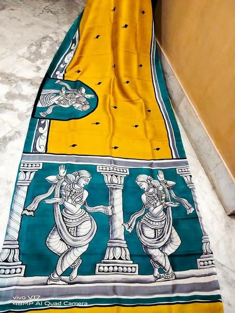 Pattchitra Design, Patachitra Saree, Dance Artwork, Dupatta Design, Kalamkari Designs, Saree Painting Designs, Saree Painting, Latest Blouse Designs Pattern, Fabric Painting Techniques