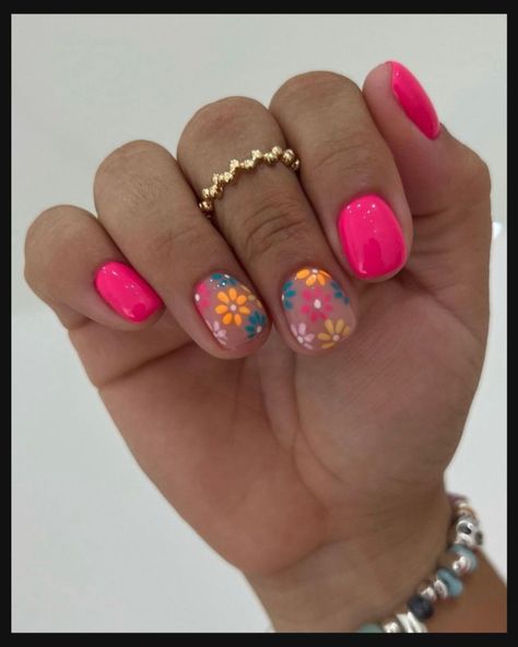 Biab Nail Design Spring, Summer Biab Nails 2023, Summer Gel Nails Ideas Short 2023, Short Acrylic Nails Summer 2023, Dip Summer Nails 2023, Summer Biab Nails Short, Summer Painted Nails, Gel Manicure Ideas For Short Nails Summer, Spring Gel Manicure Ideas