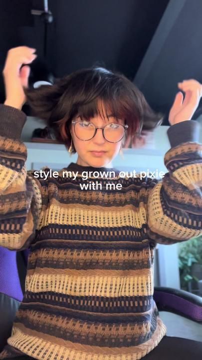 Grown Out Pixie Styles, Style Grown Out Pixie, Growing Out A Pixie Styles, Styling Grown Out Pixie, How To Style Short Hair Pixie Grow Out, Growing Out A Pixie Stages Of, Outgrown Pixie Haircut, Grown Out Pixie Hairstyles, Grow Out Pixie