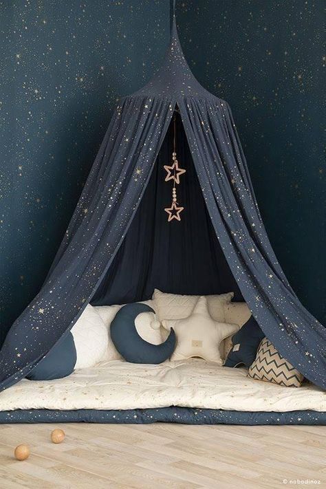 Cool Kids Rooms, Hiasan Bilik Tidur, Childrens Beds, Canopy Bed, Traditional Living Room, Dream Rooms, Dream Room, Childrens Room, 인테리어 디자인