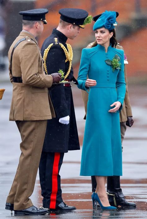 Body Language Expert Claims Kate Middleton Gave Prince William a "Cold Hard Stare" as a "Power Play" Kate Middleton Bum, Kate Middleton Latest News, Kate Middleton Pregnant, Kate Middleton Style Outfits, Carole Middleton, Kate Middleton Pictures, Prince And Princess Of Wales, Night Blessings, Kate Middleton Prince William