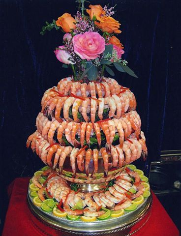 Shrimp cocktail tower https://www.hollyhedge.com/wedding_gallery/award_winning_cuisine/ Shrimp Tower, Cocktail Tower, Buffet Theme, Shrimp Appetizers, Seafood Platter, Shrimp Cocktail, Grazing Tables, Food Platters, Great Food