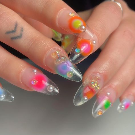 Funky Aura Nails, Kendall Core, Nail Design Glitter, Engagement Nails, Spring Break Nails, Candy Nails, Aura Nails, Broken Nails, Bright Nails