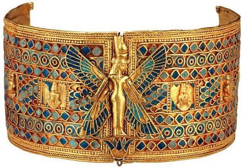 Golden bracelet, Pharaoh Tutankhamun. Starověký Egypt, Sejarah Kuno, Egypt Jewelry, Egiptul Antic, Ancient Egyptian Jewelry, Nubian Queen, Ancient Jewellery, Egyptian Artifacts, Tutankhamun